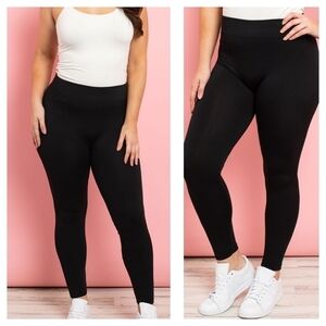 BLACK PLUS SIZES SOFRA SEAMLESS FOOTLESS FLEECE LEGGINGS